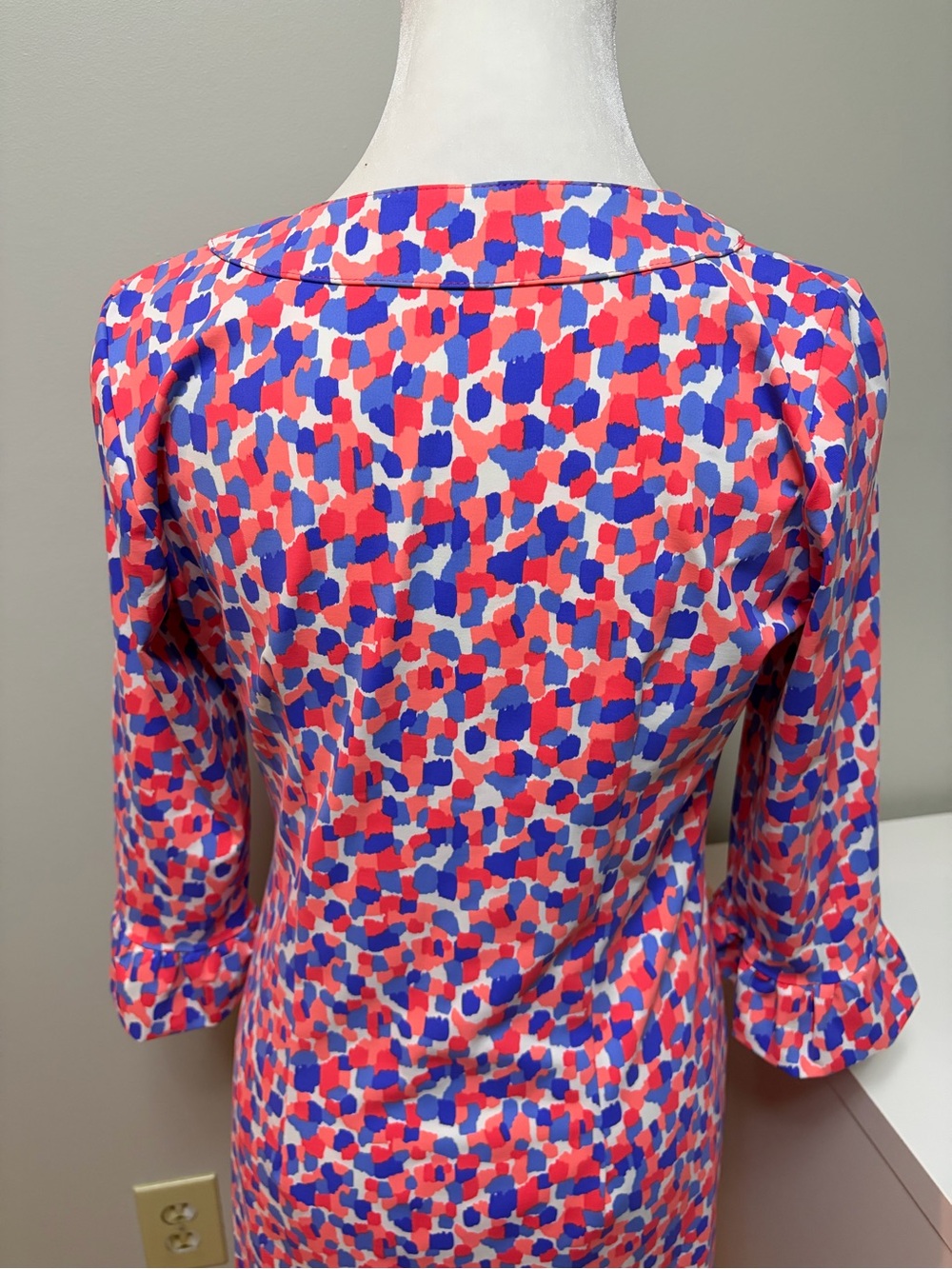 Katherine Way Women Ruffle Sleeve Abstract Confetti resort-wear dress Size Small - Picture 10 of 15
